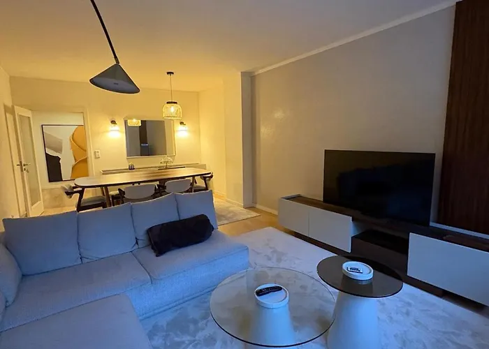 2br Retreat In Lumiar Near Airport W Patio アパート リスボン