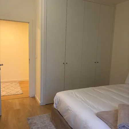 شقة 2br Retreat In Lumiar Near Airport W Patio Lisboa