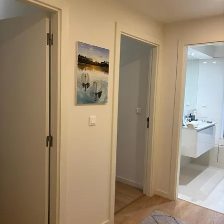 2br Retreat In Lumiar Near Airport W Patio Lisboa
