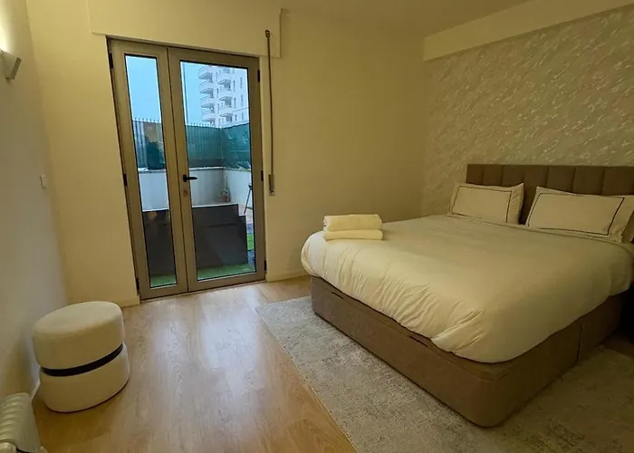 2br Retreat In Lumiar Near Airport W Patio Lisboa