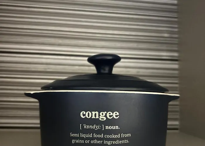 2br Retreat In Lumiar Near Airport W Patio Apartmán