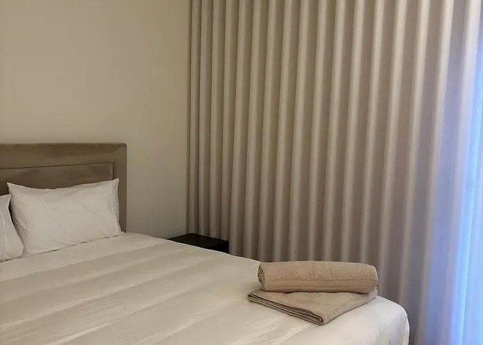 Apartmán 2br Retreat In Lumiar Near Airport W Patio