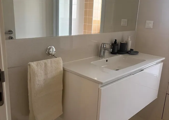 2br Retreat In Lumiar Near Airport W Patio Apartmán Lisboa