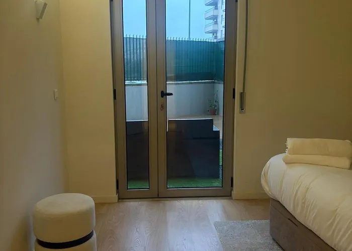Apartmán 2br Retreat In Lumiar Near Airport W Patio *